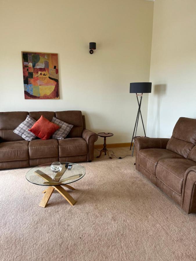 Apartment 500 - Metro Style Apartment On Nc500 Thurso Buitenkant foto